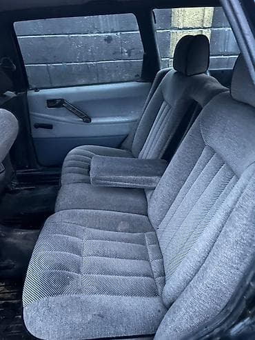 j 05: Volkswagen Passat: 1989 г., 1.8 л, Механика, Бензин, Универсал — 10