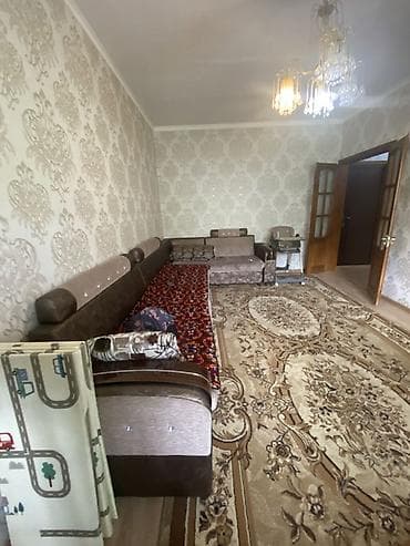 8: 3 комнаты, 52 м², 105 серия, 4 этаж, Косметический ремонт — 1