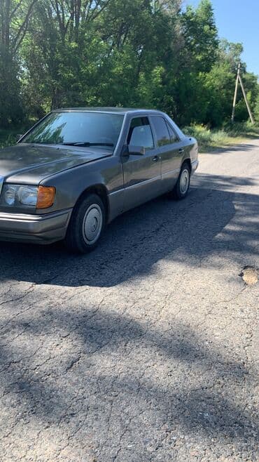 мерседес 2023: Mercedes-Benz 230: 1992 г., 2.3 л, Механика, Бензин, Седан — 4