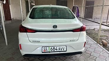 eveasy машина: Changan Eado: 2021 г., 1.8 л, Автомат, Электромобиль, Седан — 5