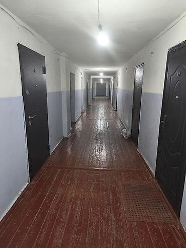 сдаётся квартира политех: Продается комната.Площадь 16,5м.С мебелью.Район — 6
