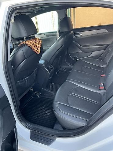 машиа: Hyundai Sonata: 2017 г., 2 л, Автомат, Бензин, Седан — 10