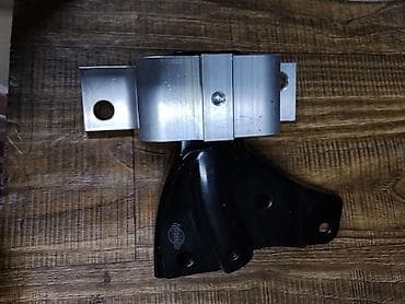 Опора двигателя (подушка ДВС) Bysunparts - Тип: Engine Mounting - — 1