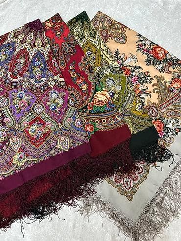 Платок♥️Платки♥️ Павлопосадский платки✨ Размер 135см*135см с бахромой