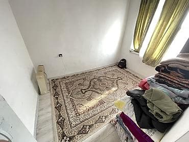 бир комната: 3 бөлмө, Менчик ээси, Чогуу жашоосу жок, Жарым -жартылай эмереги бар — 1