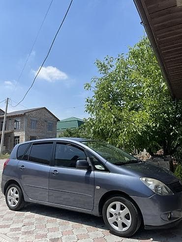 corolla: Toyota Corolla Verso: 2002 г., 1.6 л, Механика, Бензин, Минивэн — 1