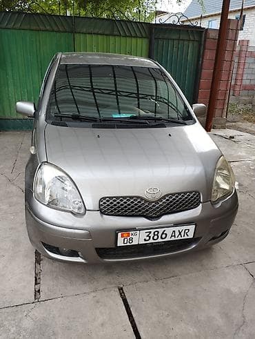 Toyota Yaris: 2004 г., Хэтчбэк — 3