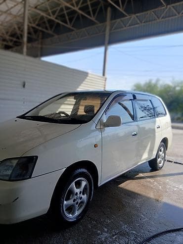 byd e9: Toyota Gaia: 1999 г., 2 л, Автомат, Бензин, Универсал — 3