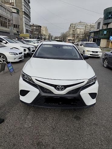 Toyota Camry: 2019 г., 2.5 л, Автомат, Бензин, Седан