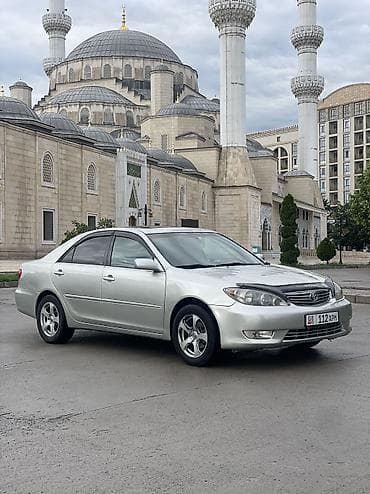 Toyota Camry: 2005 г., 2.4 л, Автомат, Газ, Седан