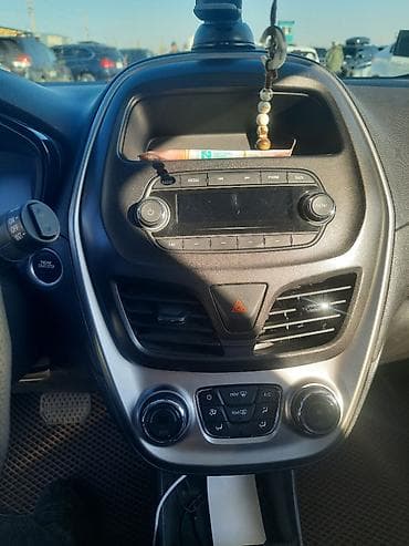 ravon spark: Chevrolet Spark: 2017 г., 1 л, Вариатор — 6