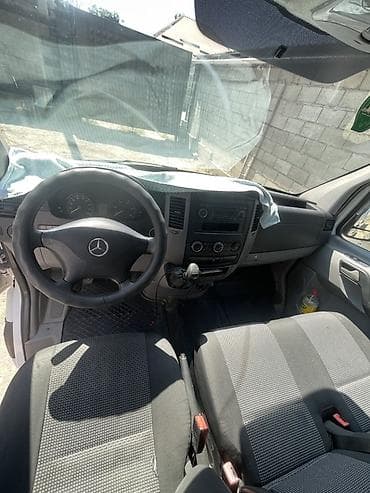 Унаа: Mercedes-Benz Спринтер: 2012 г., 2.2 л, Кол менен иштөөчү, Дизель, Бус — 8