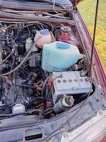 бак на пассат: Volkswagen Passat: 1994 г., 2 л, Кол менен иштөөчү, Бензин, Универсал — 5
