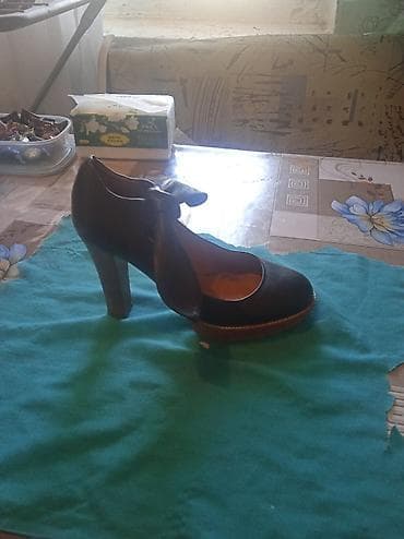 неслихан обувь: Женская обувь — подборка из нескольких пар. 1) Высокие сапоги до — 5