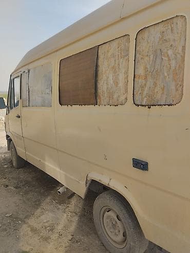 Продажа авто: Mercedes-Benz 220: 1991 г., 3 л, Механика, Дизель, Бус — 2