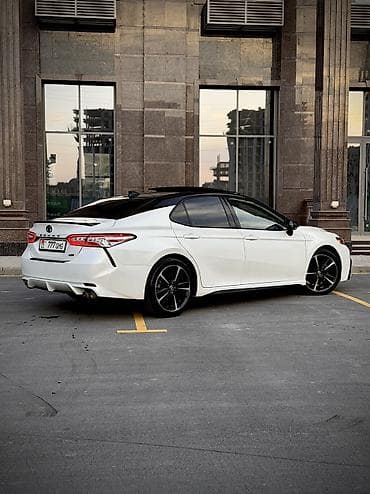 Продажа авто: Toyota Camry: 2020 г., 2.5 л, Автомат, Бензин, Седан — 3