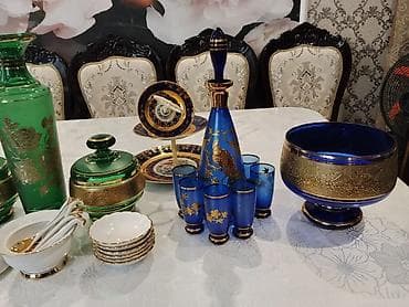 сахарница: Набор декоративной посуды из цветного стекла с ручной золотой — 5