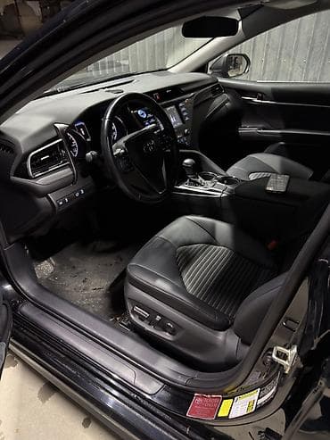 chevrolet comaro: Toyota Camry: 2020 г., 2.5 л, Автомат, Бензин, Седан — 7