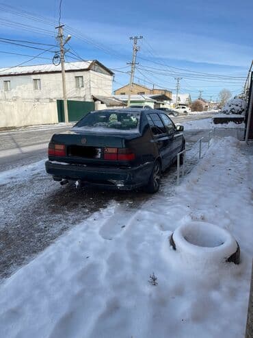 vento венто: Volkswagen Vento: 1995 г., 1.8 л, Механика, Бензин, Седан — 7