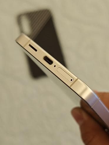 tab s5e: Samsung Galaxy S24+, Б/у, 256 ГБ, цвет - Серебристый — 6