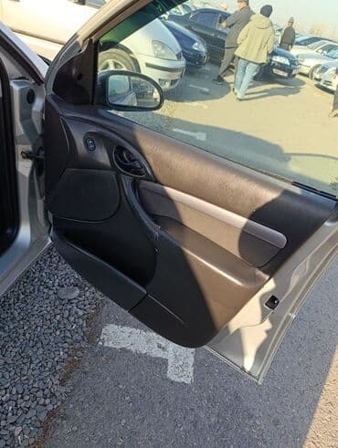 меняю дом на машину: Ford Focus: 2002 г., 1.8 л, Механика, Дизель, Универсал — 14