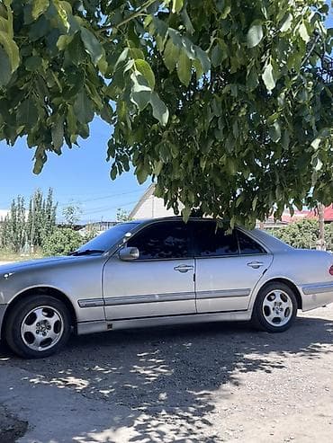 холодилник бутка: Mercedes-Benz E-Class: 2000 г., 3.2 л, Автомат, Дизель, Седан — 6