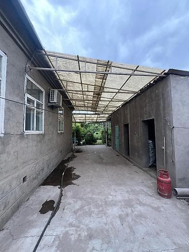 комм: 🏠 Продаётся добротный кирпичный дом в центре с. Беловодское по — 9