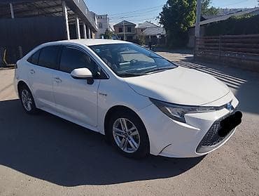 карол: Toyota Corolla: 2021 г., 1.8 л, Автомат, Гибрид, Седан — 2
