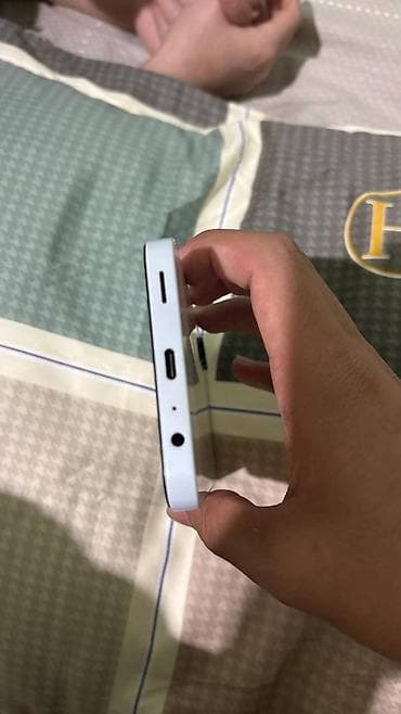 8 iphone: Samsung Galaxy A34 5G, цвет - Зеленый — 4