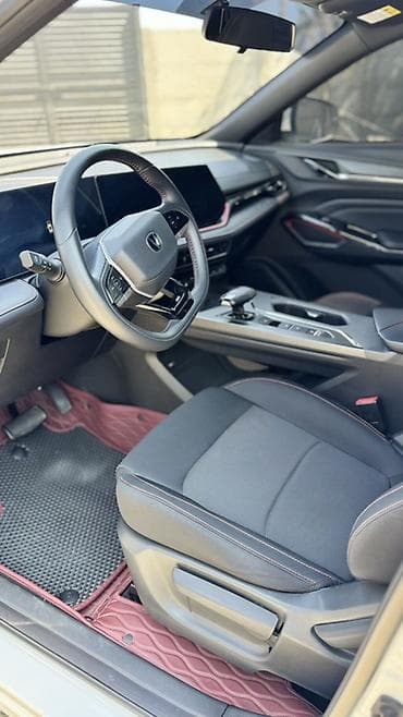 ауди а6 с4 1: Changan X5 Plus: 2025 г., 1.5 л, Бензин, Кроссовер — 6