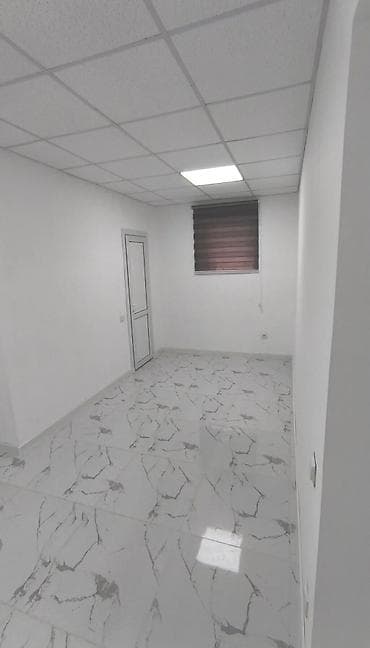 Недвижимость: Продажа офисов 35 м², С ремонтом, Без мебели, Многоэтажное здание, Цокольный этаж этаж — 3