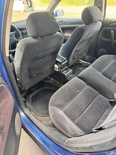 Volkswagen Passat: 1999 г., 1.6 л, Механика, Бензин, Универсал — 10