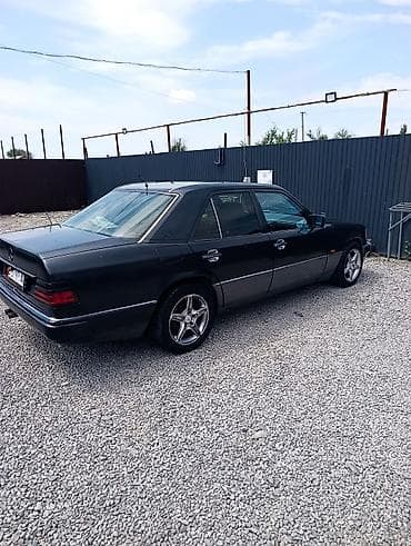 w210 430: Mercedes-Benz W124: 1991 г., 2.3 л, Механика, Бензин, Седан — 4