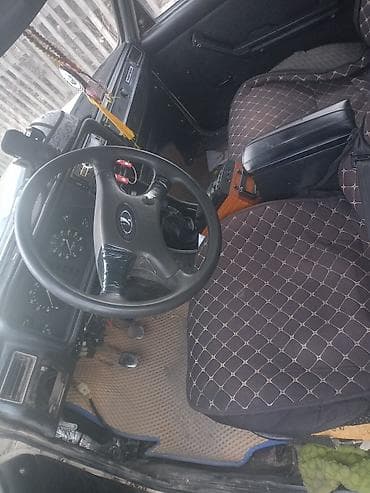 лобовое стекло ваз 21099: ВАЗ (ЛАДА) 2107: 2001 г., Механика, Седан — 4