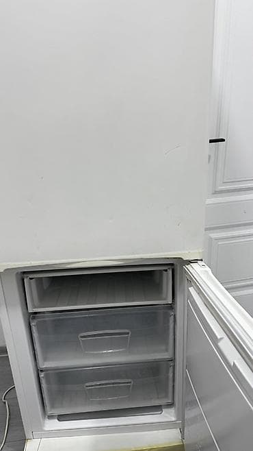 microsoft surface studio: Холодильник Indesit, Двухкамерный — 3
