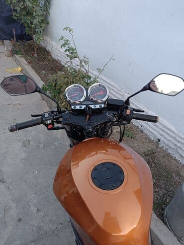 Продаю или меняю на эндуро. Описание: - Классический стрит с круглой