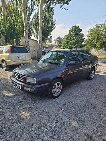 daewoo matiz 2012: Volkswagen Vento: 1993 г., Механика, Седан — 3