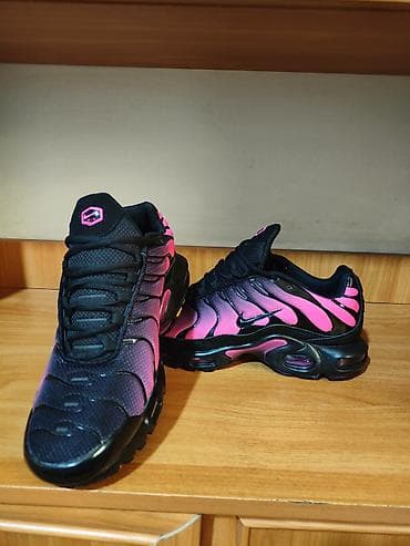 Личные вещи: Кроссовки Nike Air Max Plus (Tuned Air, Tn) - Модель: Air Max Plus — 2
