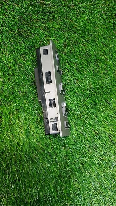 e65: Блок управления стеклоподъемниками,снят с машины BMW E65 Правый РУЛЬ6 — 2