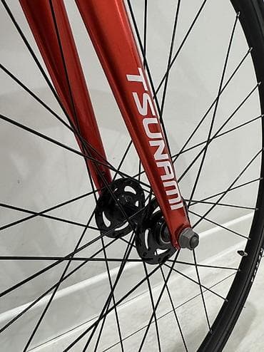 ns bikes: Фикс TSUNAMI snm100 Комплектация: Legend Цвет: красный Ferrari Рама — 8