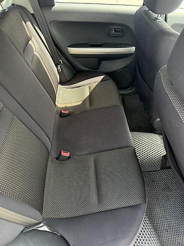 Унаа: Toyota Ist: 2002 г., 1.5 л, Автомат, Бензин, Хетчбек — 8