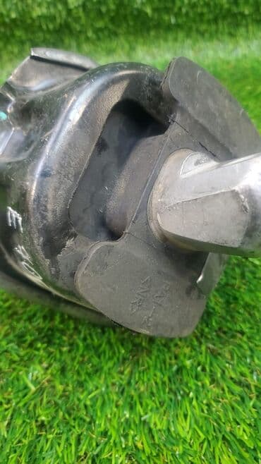 e71: Подушка крепления двигателя N57 5.0d N57X M50dX на БМВ X5 E70 F15 X6 — 4