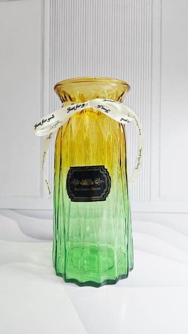 скупка бутылка: Яркая ваза с градиентом 💛💚 Добавьте солнца в интерьер! Стеклянная — 1
