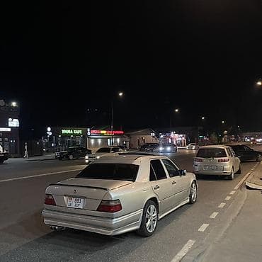 купить авто с нерабочим двигателем: Mercedes-Benz W124: 1995 г., 3.2 л, Автомат, Бензин, Седан — 2