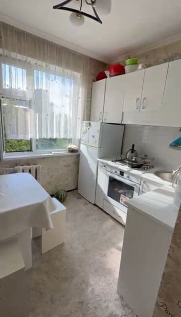 двухкомнатный дом: 2 бөлмө, Менчик ээси, Чогуу жашоо менен, Толугу менен эмереги бар — 6