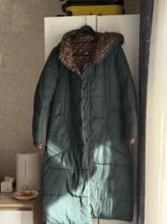 Киреге берилүүчү кийимдер: Продается зимняя куртка(двухсторонняя), состояние хорошее, размер М — 2