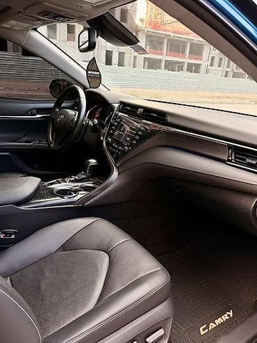 накладка камри: Toyota Camry: 2018 г., 2.5 л, Автомат, Бензин, Седан — 7