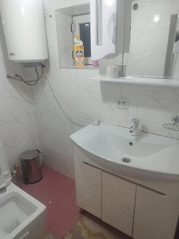 салон красоты бизнес: 5 комнат, С мебелью частично — 8