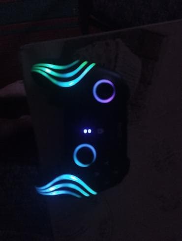 джойстик блютуз: Игровой геймпад с RGB‑подсветкой - Корпус: эргономичная форма — 6