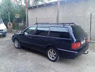 Volkswagen Passat Variant: 1994 г., 2 л, Механика, Бензин, Универсал — 5